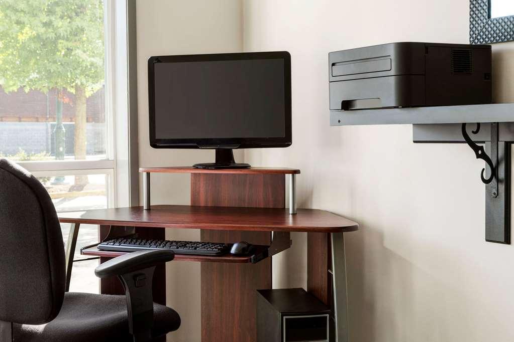 Days Inn By Wyndham Victoria Airport Sidney Facilidades foto